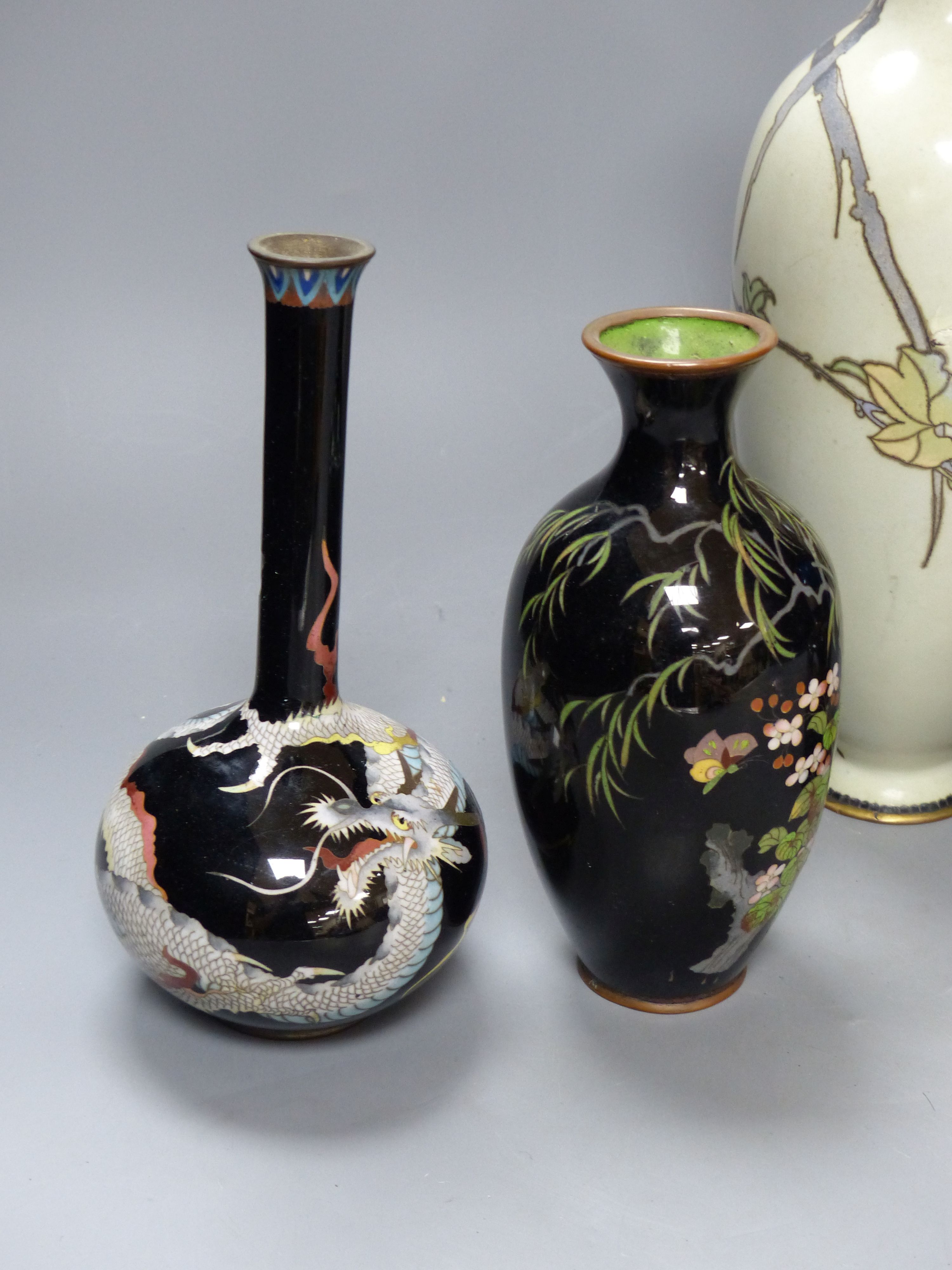 Five Japanese cloisonné vases and a dish, Meiji peiod, tallest 30cm